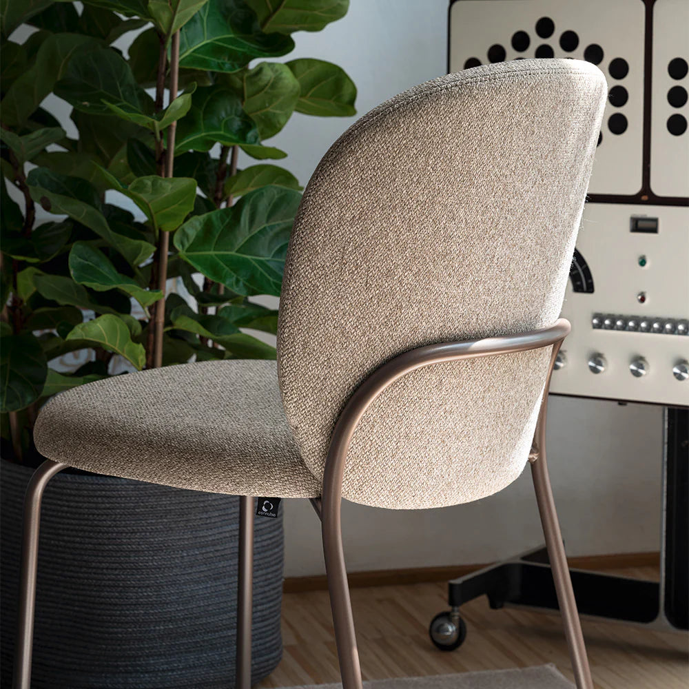 Cozy Mid Chair